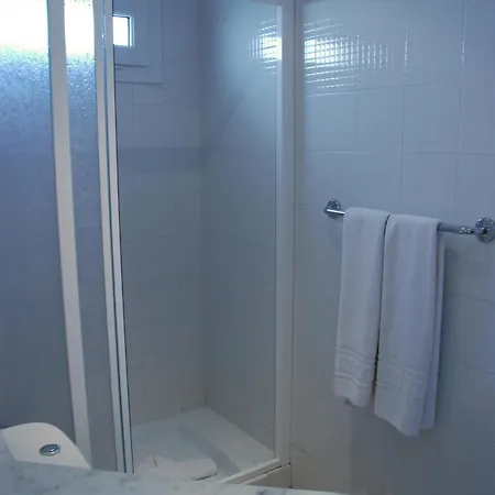 מלון Guacimeta 2*