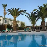 Guacimeta Hotel 2*