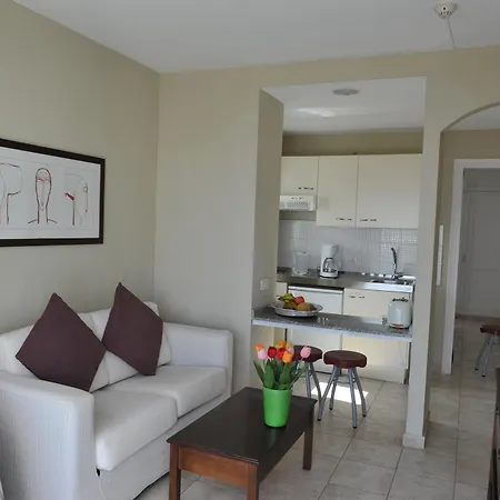 Guacimeta Puerto del Carmen (Lanzarote)