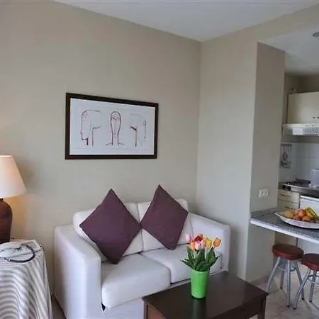 Guacimeta 2* Puerto del Carmen (Lanzarote)