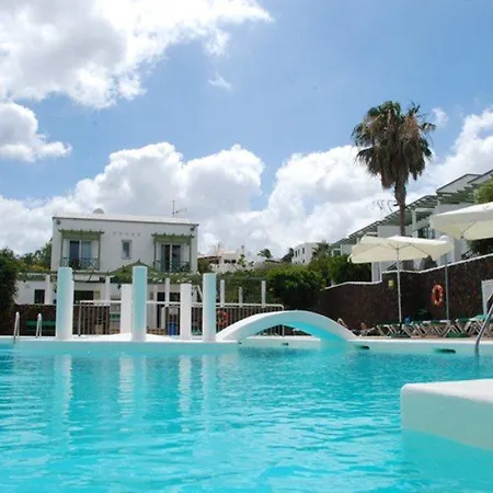 Guacimeta 2* Puerto del Carmen (Lanzarote)